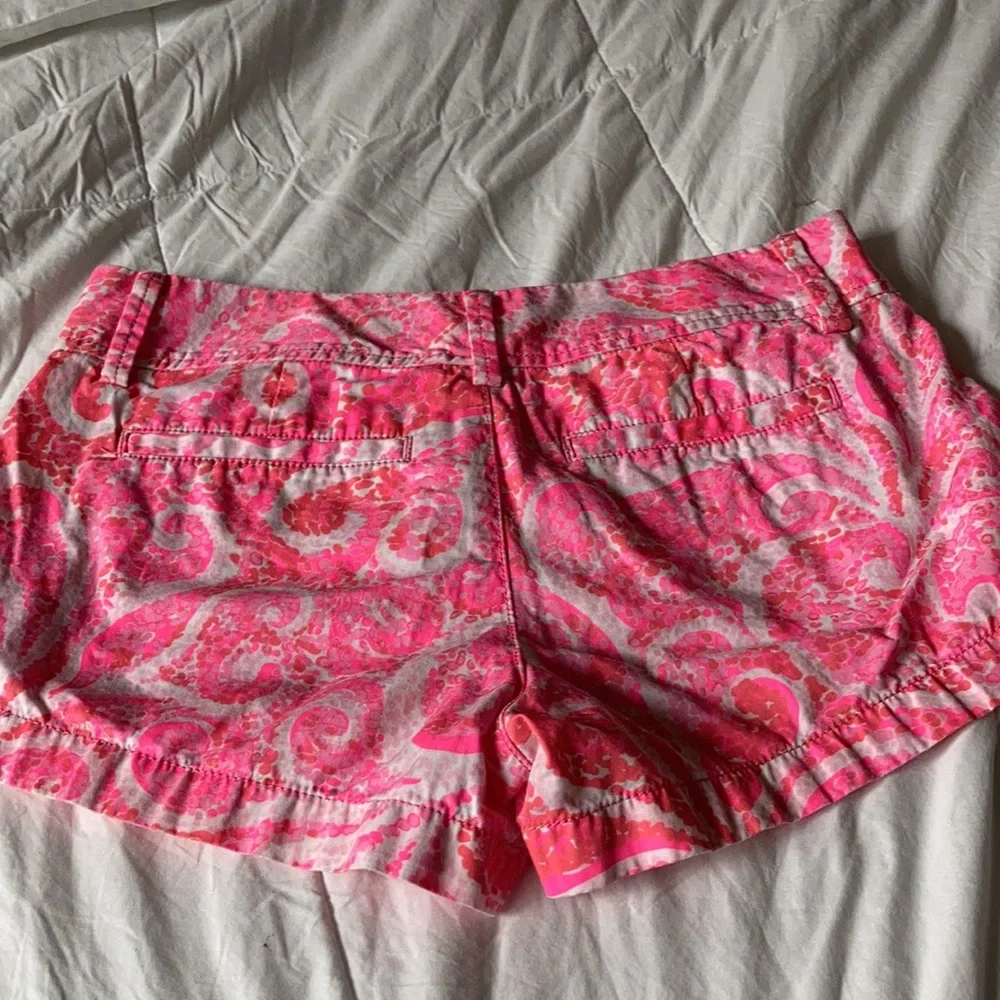 Lilly Pulitzer - Picture 8 of 10